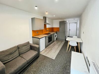  Flat to rent