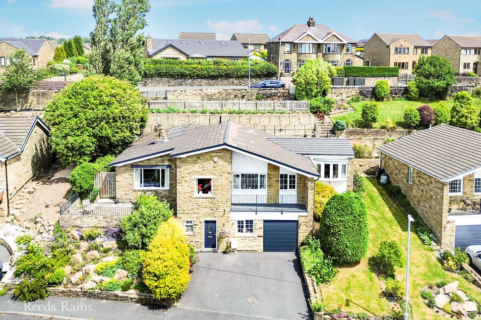 Main image of 5 bedroom Detached House for sale, Cannon Hall Close, Brighouse, West Yorkshire, HD6