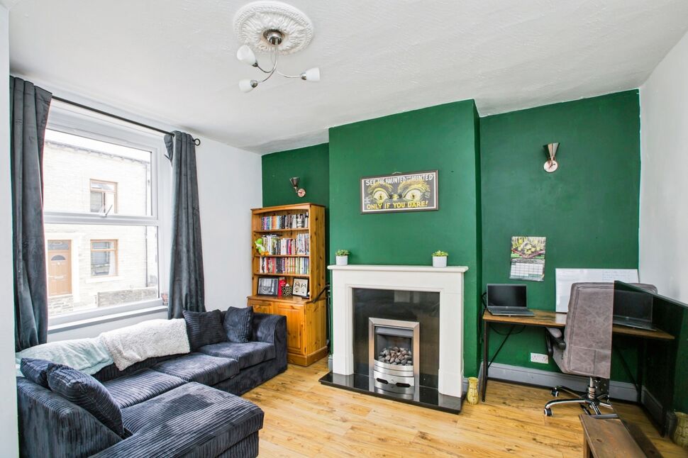 Main image of 2 bedroom Mid Terrace House for sale, Moorgate Street, Halifax, West Yorkshire, HX1