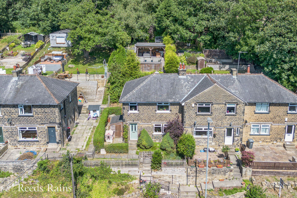Main image of 3 bedroom End Terrace House for sale, Woodhall Crescent, Halifax, West Yorkshire, HX3