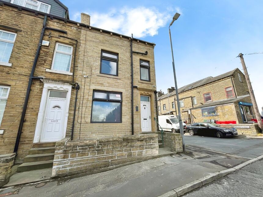 Main image of 5 bedroom End Terrace House to rent, Parkinson Lane, Halifax, West Yorkshire, HX1