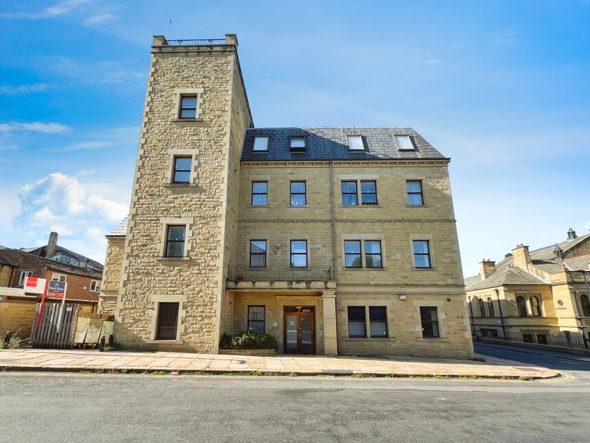 Main image of 1 bedroom Flat to rent, Blackwall, Halifax, West Yorkshire, HX1