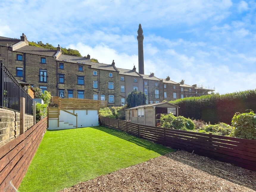 Main image of 3 bedroom Mid Terrace House to rent, Akroyd Terrace, Halifax, West Yorkshire, HX2