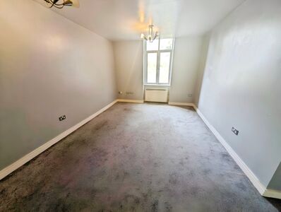 2 bedroom  Flat for sale