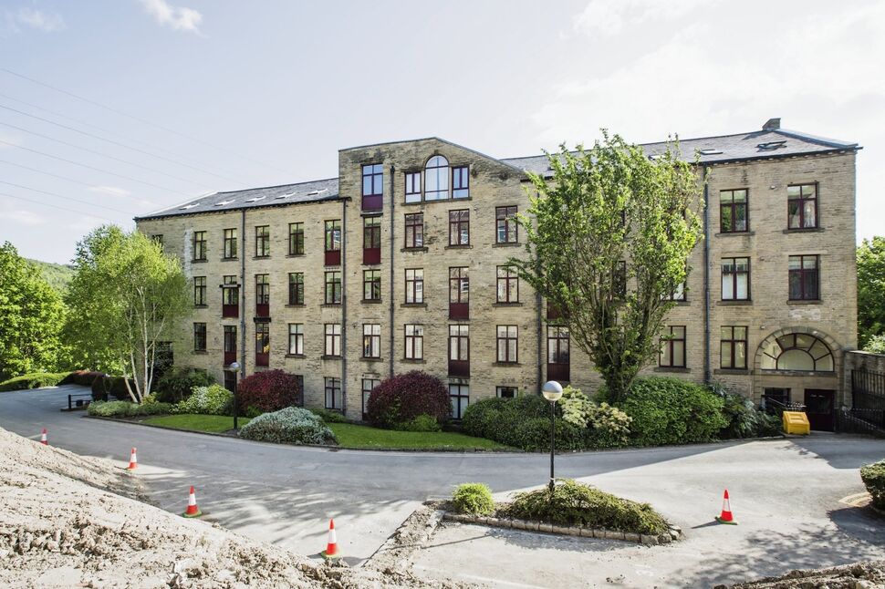 Main image of 2 bedroom Flat for sale, Garden Street North, Halifax, West Yorkshire, HX3