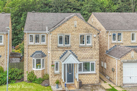Hops Lane, 5 bedroom Detached House for sale, £450,000