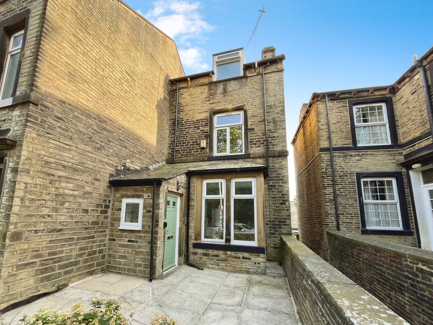 Main image of 3 bedroom End Terrace House to rent, Haugh Shaw Road, Halifax, West Yorkshire, HX1