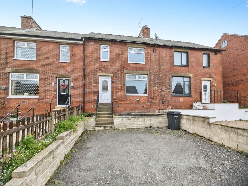 Main image of 3 bedroom Mid Terrace House for sale, Park Avenue, Elland, West Yorkshire, HX5