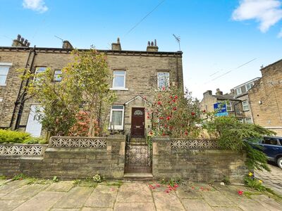 Bell Hall Terrace, 3 bedroom End Terrace House to rent, £950 pcm