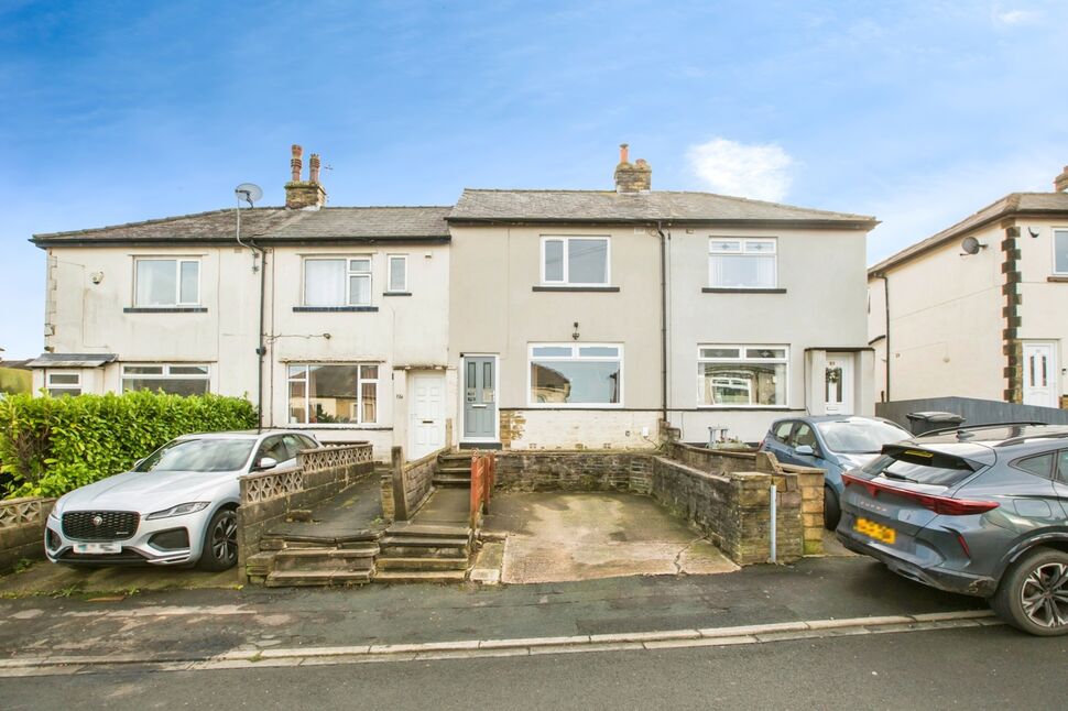 2 bedroom Mid Terrace House for sale