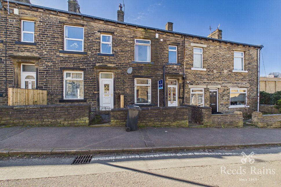 Main image of 4 bedroom Mid Terrace House for sale, Moorfield Street, Halifax, West Yorkshire, HX1