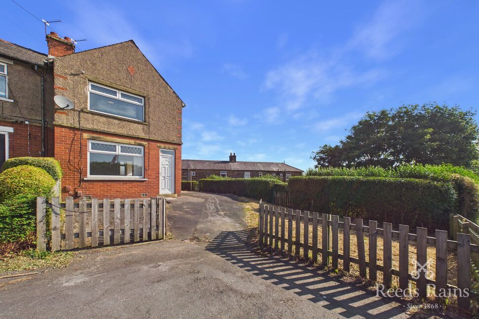 Main image of 2 bedroom End Terrace House to rent, Ashville Grove, Halifax, West Yorkshire, HX2