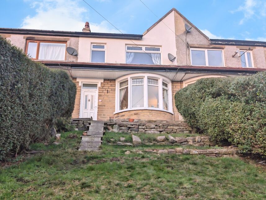 3 bedroom Mid Terrace House for sale