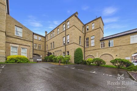 1 bedroom Flat for sale