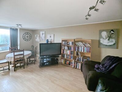 Range Court, 1 bedroom Flat for sale, &pound;25,000