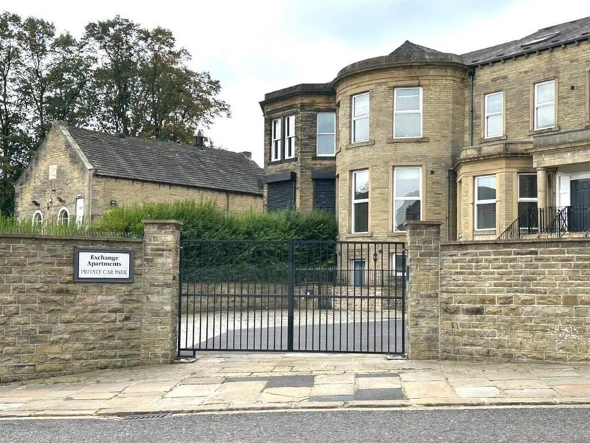 Main image of 2 bedroom Flat to rent, Clare Road, Halifax, West Yorkshire, HX1