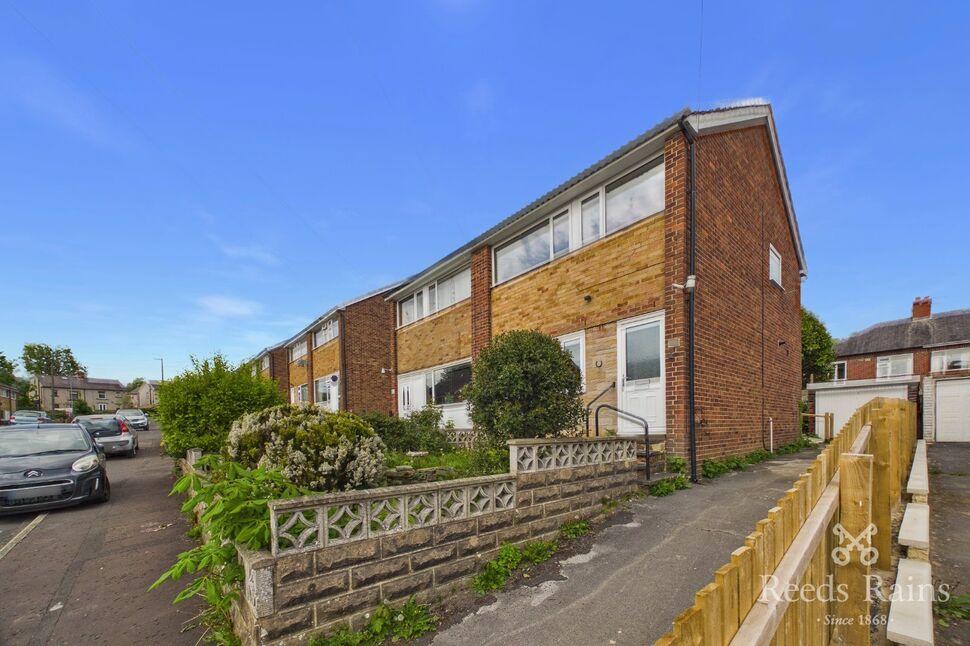 Main image of 3 bedroom Semi Detached House for sale, Pye Nest Grove, Halifax, West Yorkshire, HX2