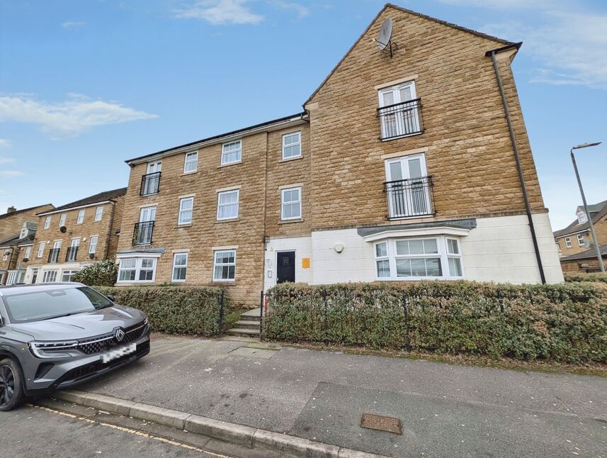 Main image of 2 bedroom Flat for sale, Queensway, Halifax, West Yorkshire, HX1