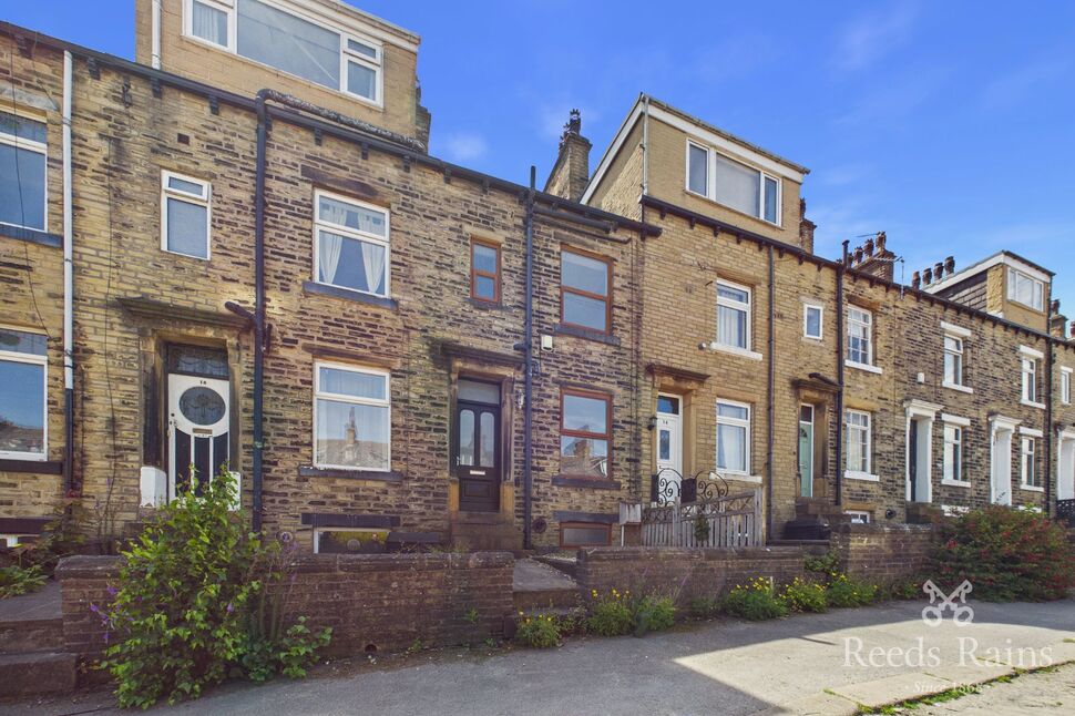 Main image of 3 bedroom Mid Terrace House to rent, Glen Terrace, Halifax, West Yorkshire, HX1
