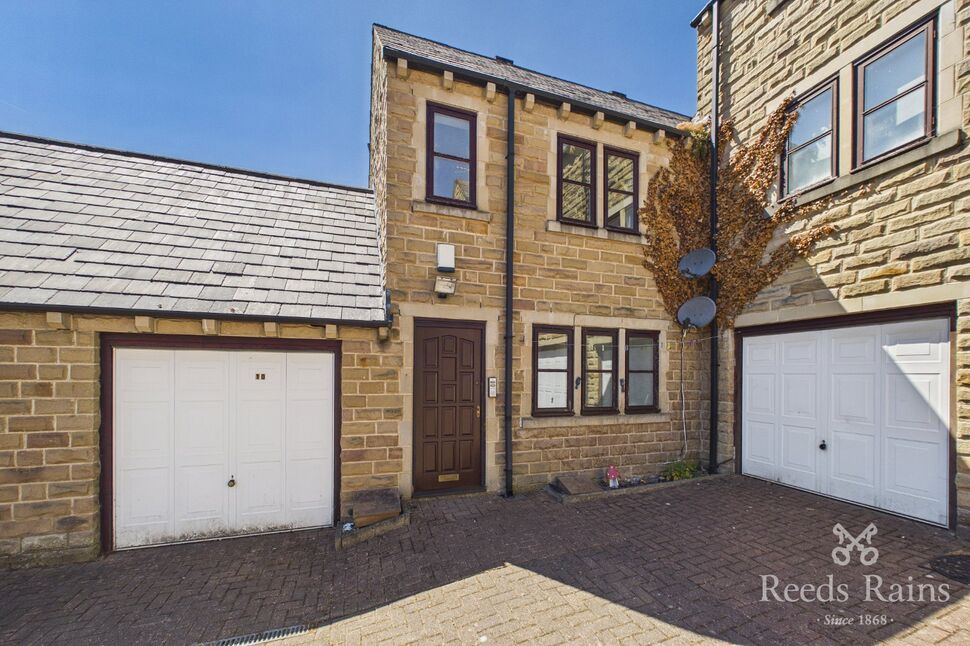Main image of 2 bedroom Flat for sale, Chester Road, Boothtown, West Yorkshire, HX3