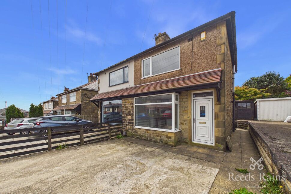 Main image of 2 bedroom Semi Detached House to rent, Gleanings Avenue, Halifax, West Yorkshire, HX2