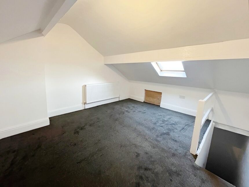 Main image of 2 bedroom Mid Terrace House to rent, Oak Terrace, Halifax, West Yorkshire, HX1