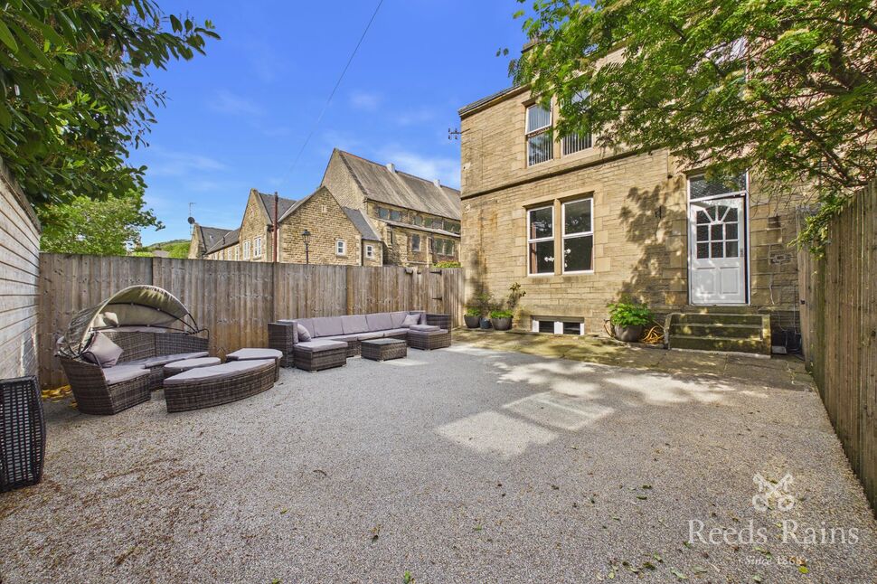 Main image of 4 bedroom End Terrace House for sale, Beverley Place, Halifax, West Yorkshire, HX3
