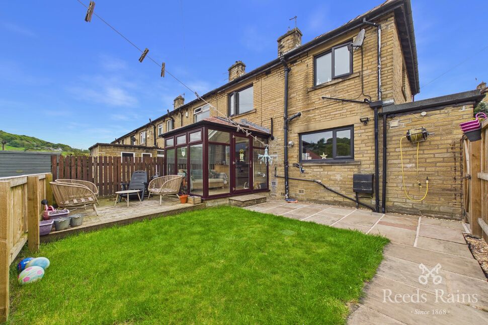 Main image of 3 bedroom End Terrace House for sale, Brig Royd, Ripponden, West Yorkshire, HX6