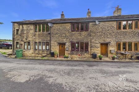 2 bedroom Mid Terrace Property for sale