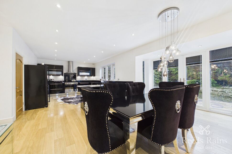 Dining Kitchen