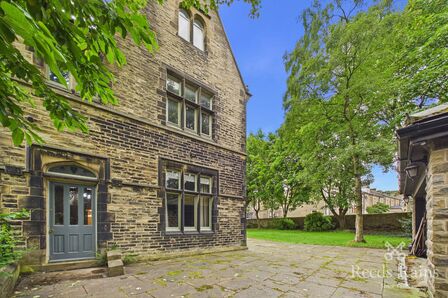 Chester Road, 5 bedroom End Terrace House for sale, &pound;425,000