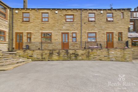 Master Lane, 2 bedroom Mid Terrace House for sale, &pound;170,000