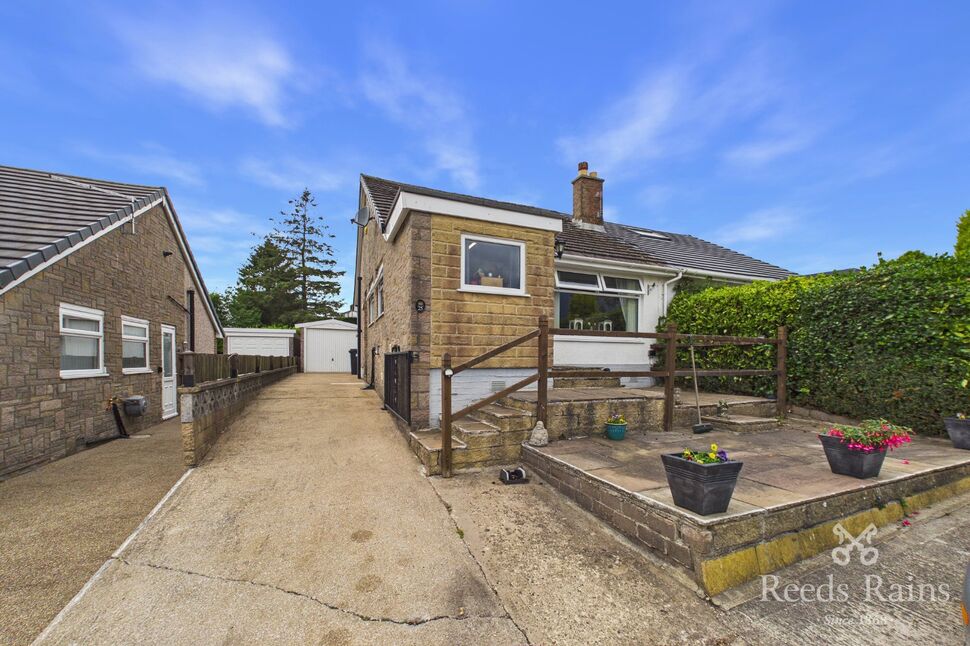Main image of 2 bedroom Semi Detached Bungalow for sale, Norton Close, Halifax, West Yorkshire, HX2