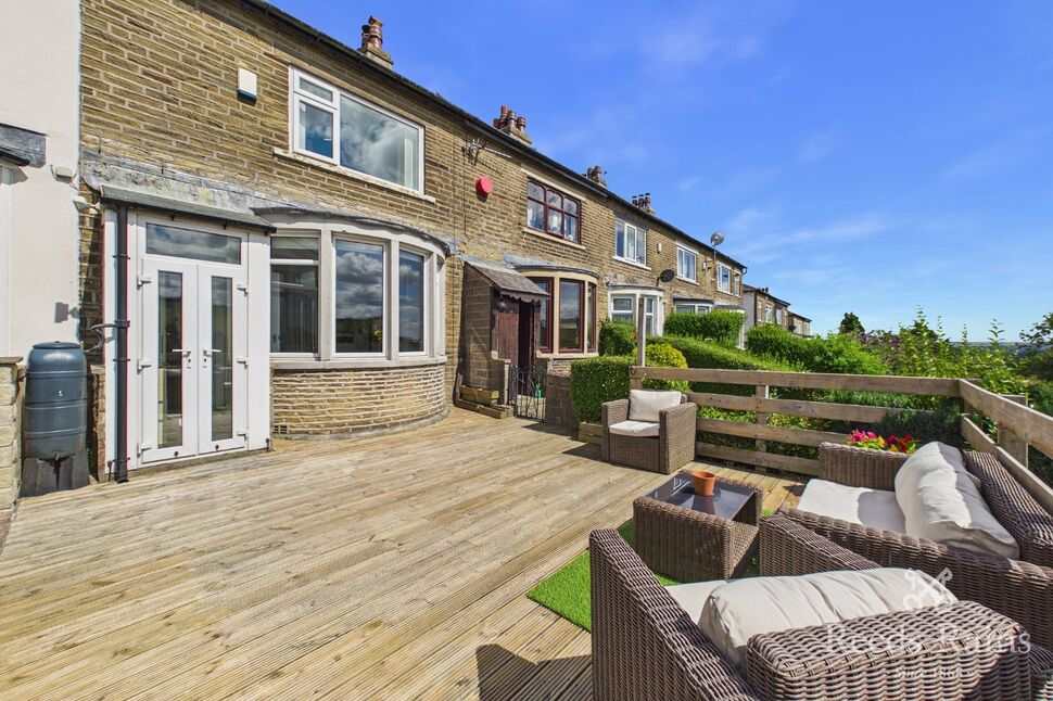 Main image of 2 bedroom Mid Terrace House for sale, Park View Avenue, Halifax, West Yorkshire, HX3