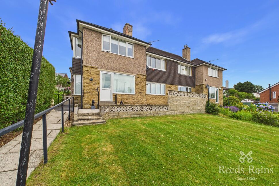 Main image of 2 bedroom Flat for sale, The Drive, Halifax, West Yorkshire, HX3