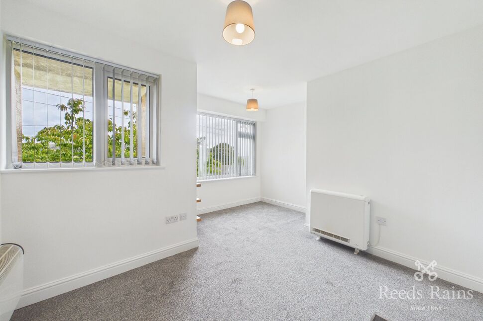 Main image of 1 bedroom Flat to rent, Cumberland Close, Halifax, West Yorkshire, HX2