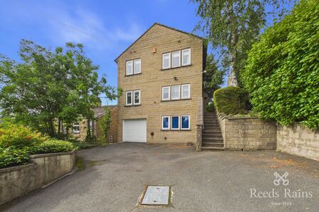 Delph Hill Road, 4 bedroom Detached House for sale, &pound;525,000