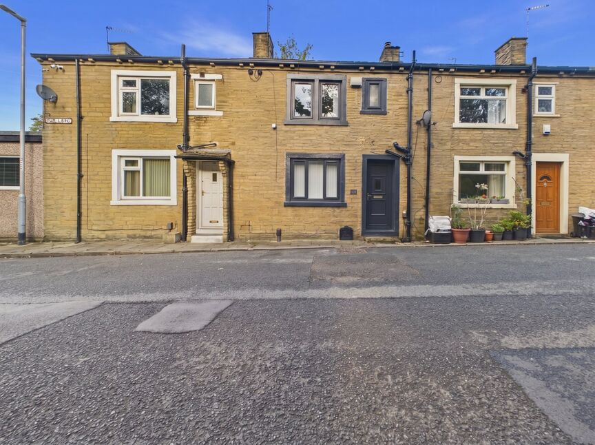 Main image of 2 bedroom Mid Terrace House for sale, Old Lane, Halifax, West Yorkshire, HX3