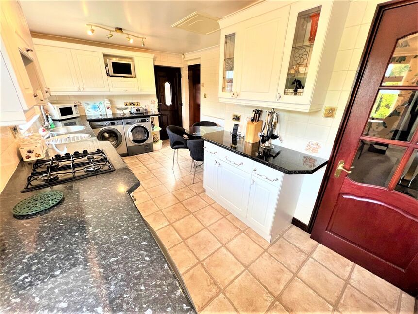 4 bedroom Detached House for sale, Runnymede Close, StokeonTrent, ST2