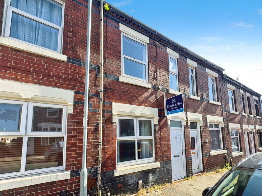2 bedroom Mid Terrace House to rent