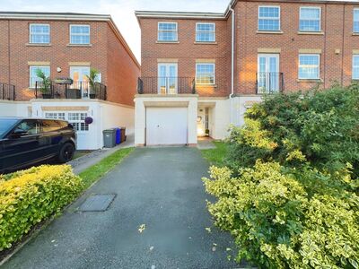 Royal Way, 4 bedroom End Terrace House for sale, £230,000