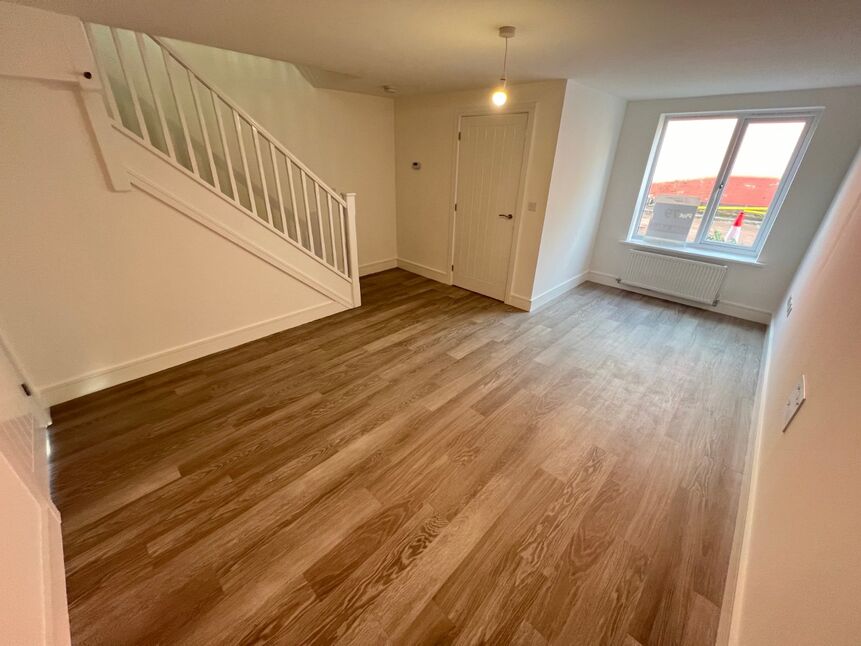 3 bedroom Semi Detached House to rent, Chapel Lane, StokeonTrent, ST6