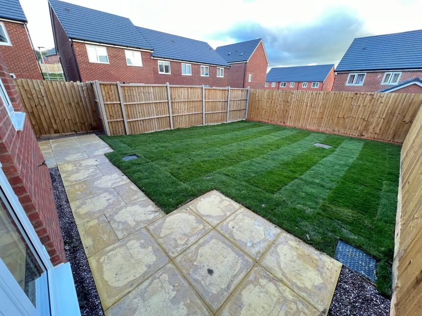 3 bedroom Semi Detached House to rent, Chapel Lane, StokeonTrent, ST6