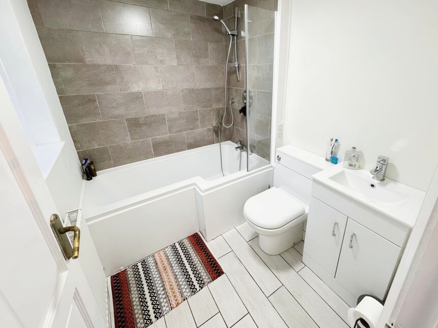 2 bedroom End Terrace House for sale, Leek Road, StokeonTrent, ST1