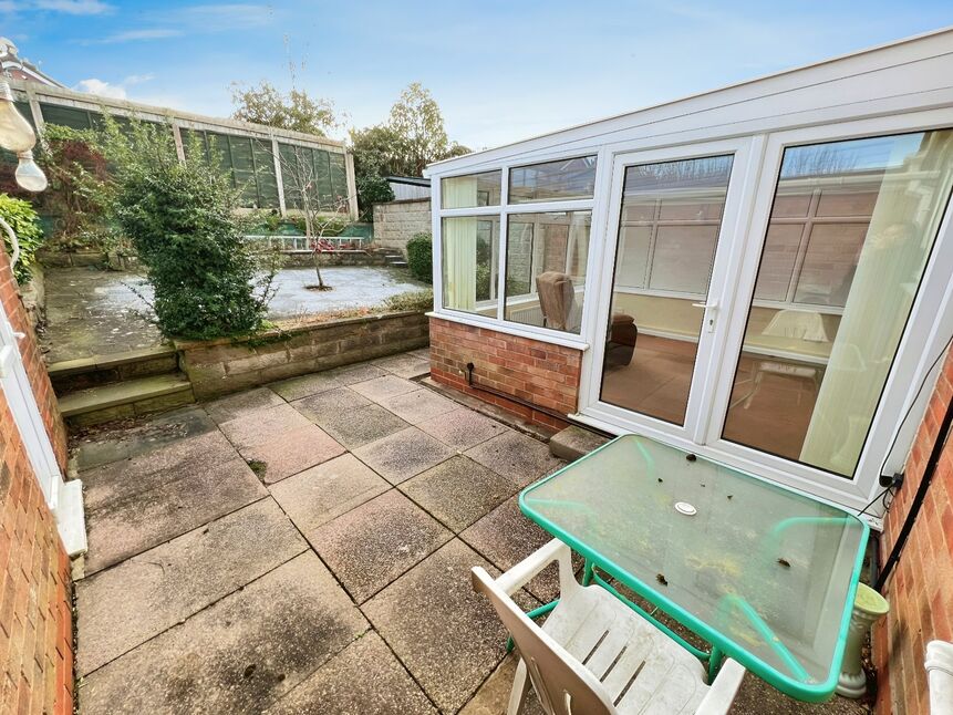 2 bedroom Detached Bungalow for sale, Merevale Avenue, StokeonTrent