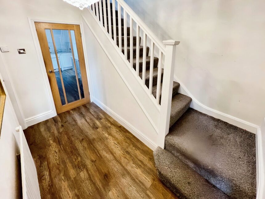 3 bedroom Detached House for sale, High Lane, StokeonTrent, ST6 £255,000