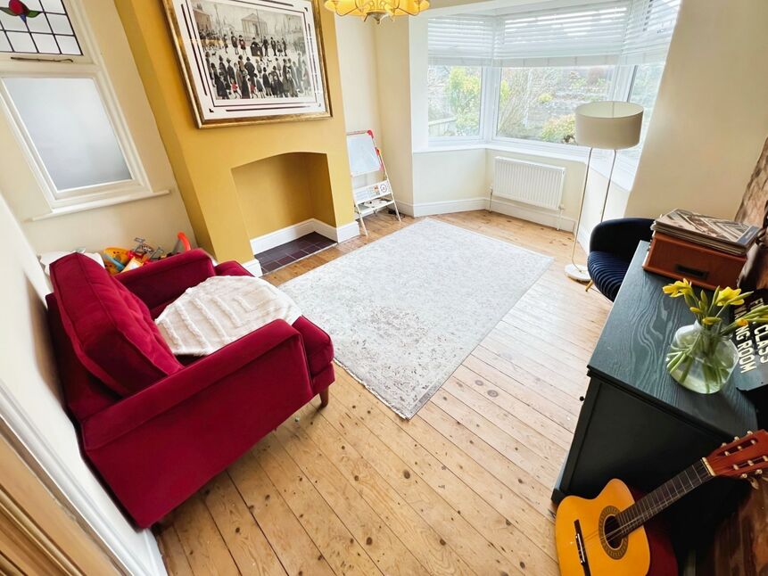 3 bedroom Detached House for sale, High Lane, StokeonTrent, ST6 £255,000