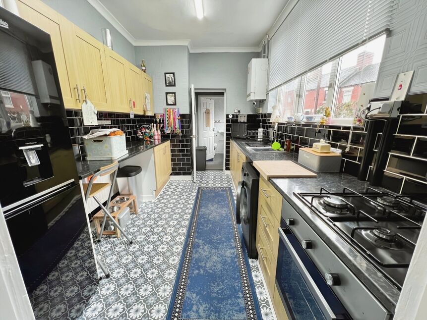 3 bedroom End Terrace House for sale, Birches Head Road, StokeonTrent