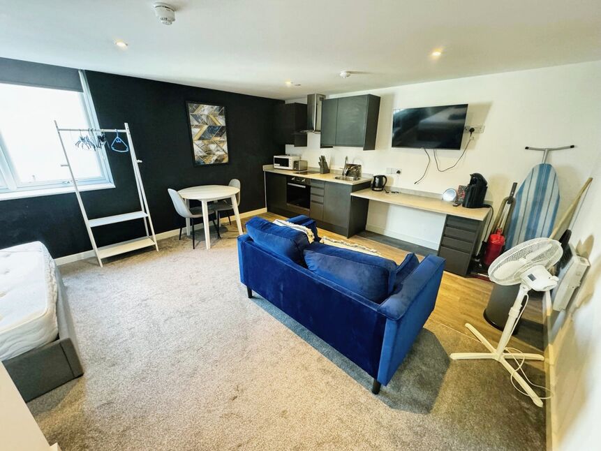 1 bedroom Flat to rent, Stafford Street, StokeonTrent, ST1 £550 pcm