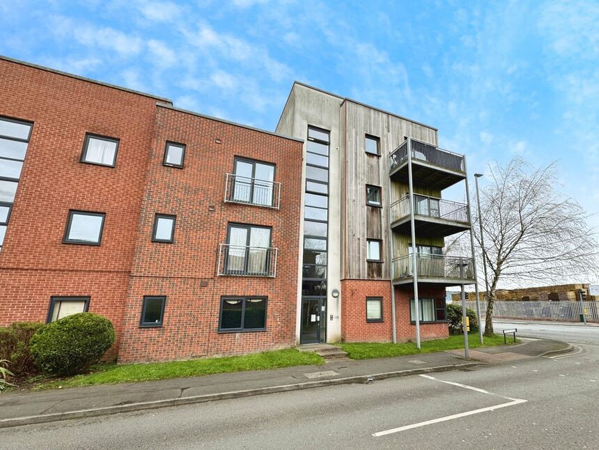 Main image of 2 bedroom Flat to rent, Penstock Drive, Stoke-on-Trent, Staffordshire, ST4